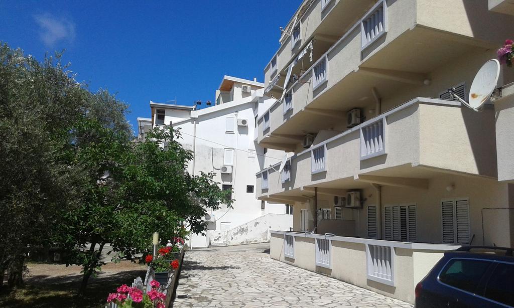 Oro Apartments Petrovac Ruang foto