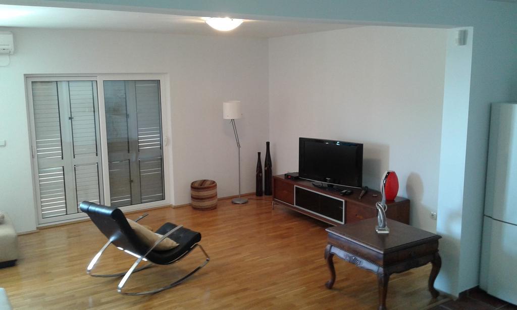 Oro Apartments Petrovac Ruang foto