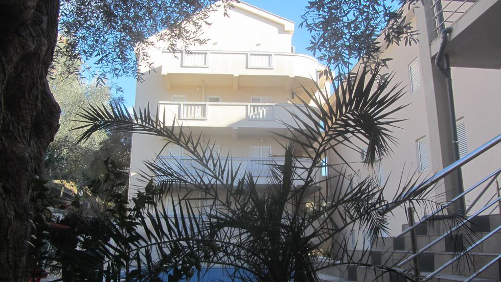 Oro Apartments Petrovac Bagian luar foto
